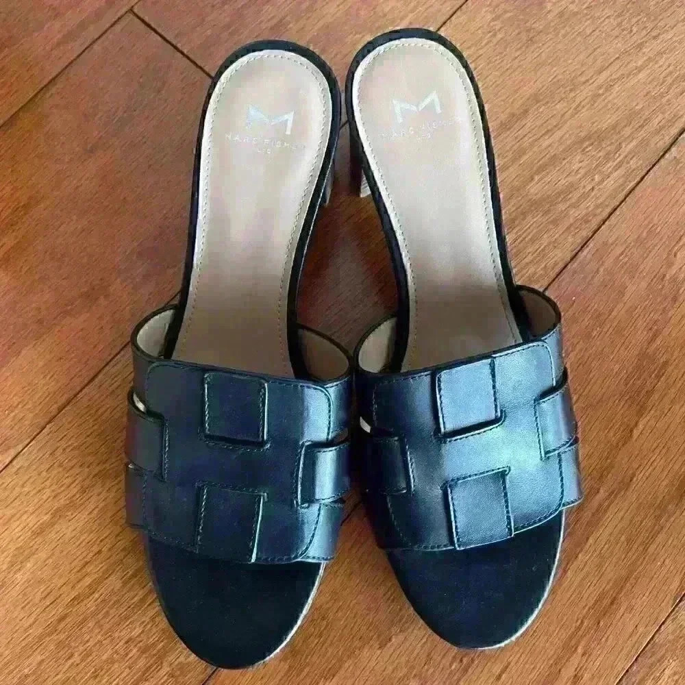 Marc Fisher LTD Debora Black Leather Size 9. BRAND NEW - Picture 2 of 6